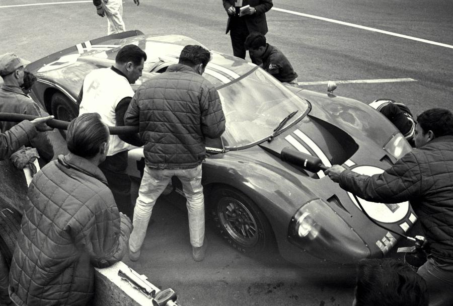  Ford GT40 (Mk IV) 1967 года  (фото 58 из 81)